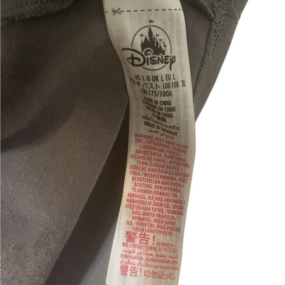 Walt Disney World 50th Anniversary Minnie Mouse Castle Shirt Size L Gray V-Neck - Picture 3 of 15
